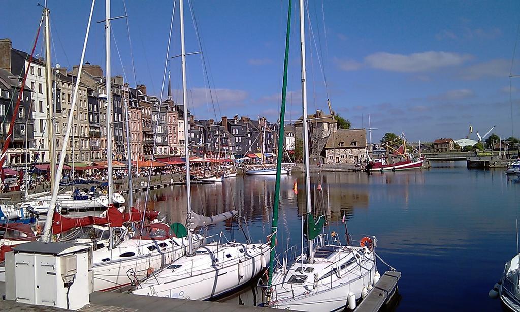 Le Central Honfleur Exterior photo